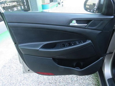 Hyundai Tucson 1.7 CRDi XPossible (8)
