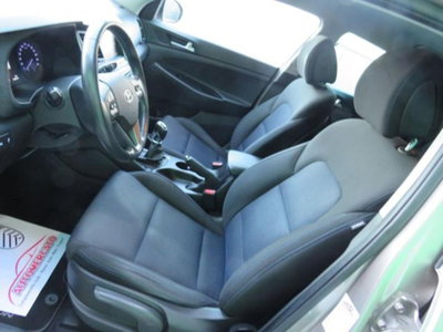Hyundai Tucson 1.7 CRDi XPossible (9)