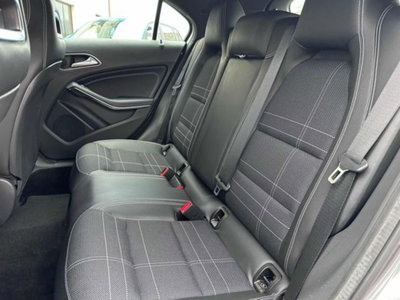 Mercedes-Benz Classe A 250 Automatic Sport (12)