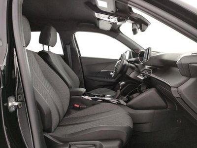 Peugeot 2008 PureTech 100 S&S Allure (6)