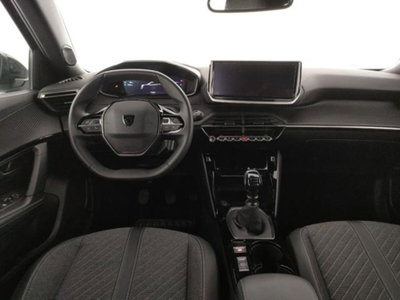 Peugeot 2008 PureTech 100 S&S Allure (7)