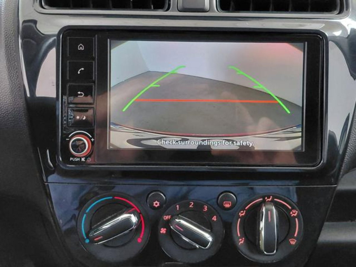 Mitsubishi Space Star 1.2 Intense SDA (4)