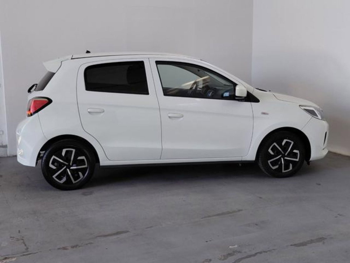 Mitsubishi Space Star 1.2 Intense SDA (6)