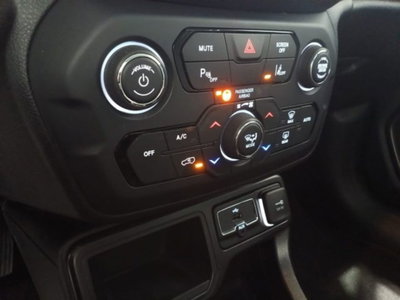 Jeep Renegade 1.6 Mjt 130 CV Limited (12)
