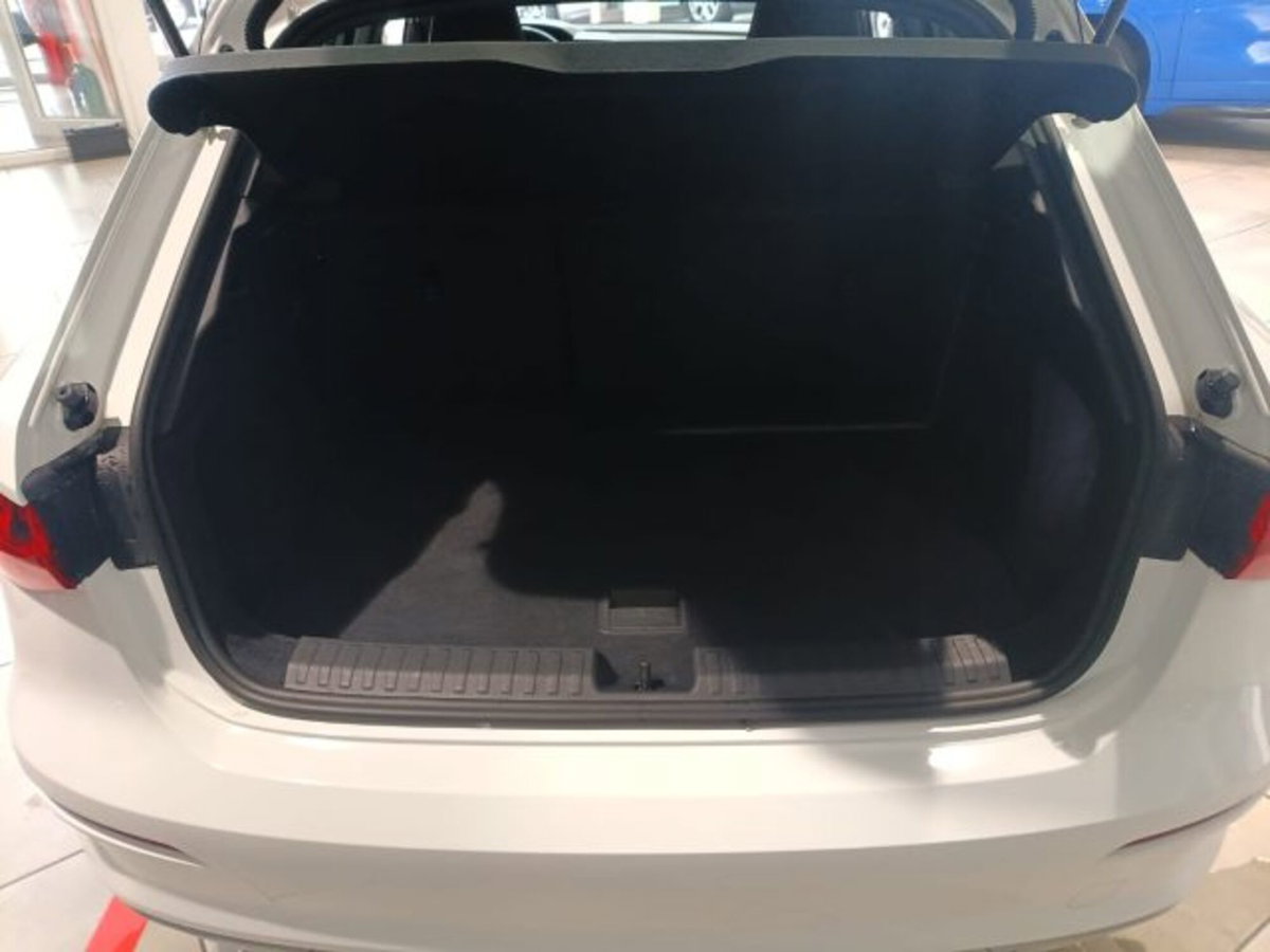 Audi A3 Sportback 35 TDI S tronic Business (19)