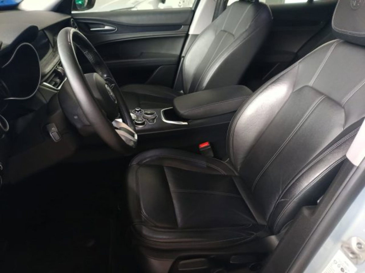 Alfa Romeo Stelvio Stelvio 2.2 Turbodiesel 190 CV AT8 Q4 Super Business (8)