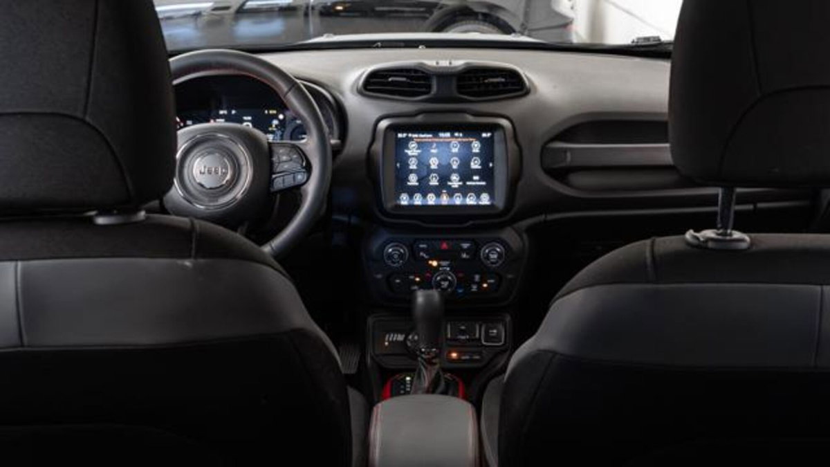 Jeep Renegade 1.3 t4 phev Trailhawk 4xe at6 (16)