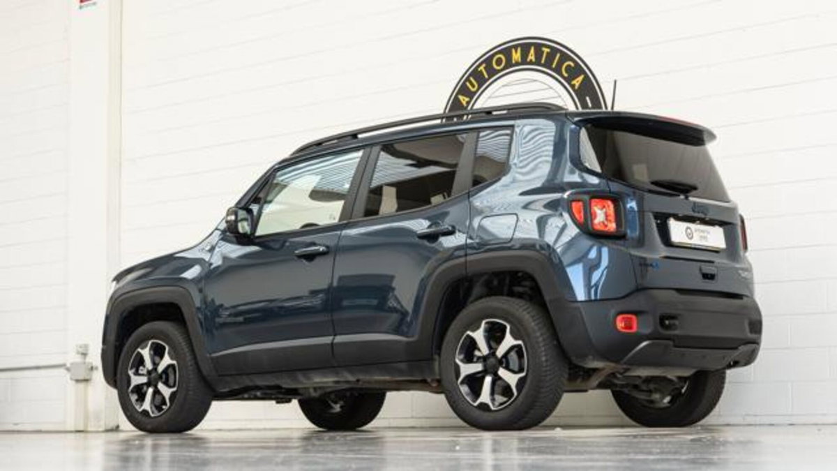 Jeep Renegade 1.3 t4 phev Trailhawk 4xe at6 (20)