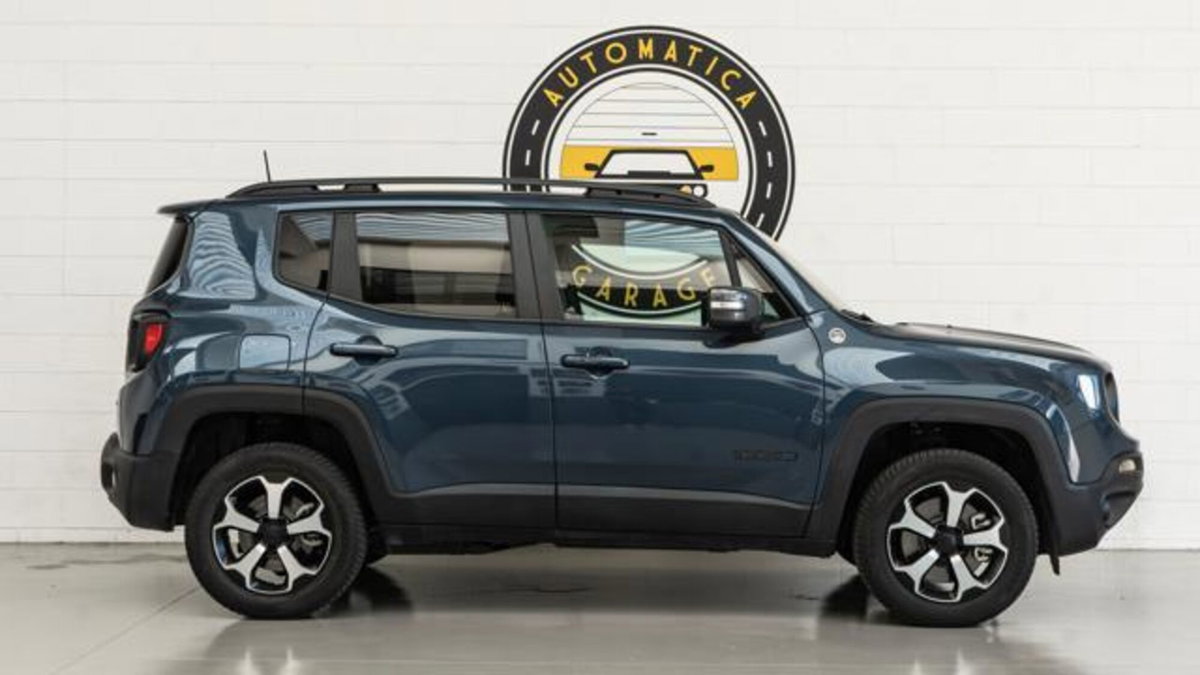 Jeep Renegade 1.3 t4 phev Trailhawk 4xe at6 (6)
