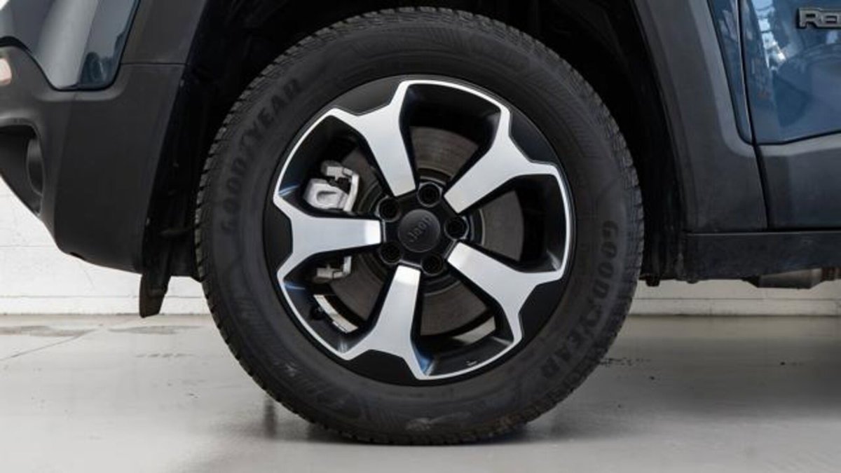 Jeep Renegade 1.3 t4 phev Trailhawk 4xe at6 (9)