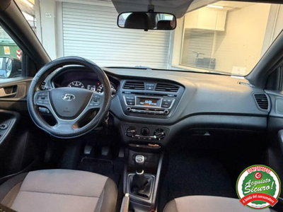 Hyundai i20 1.2 5 porte Classic (12)