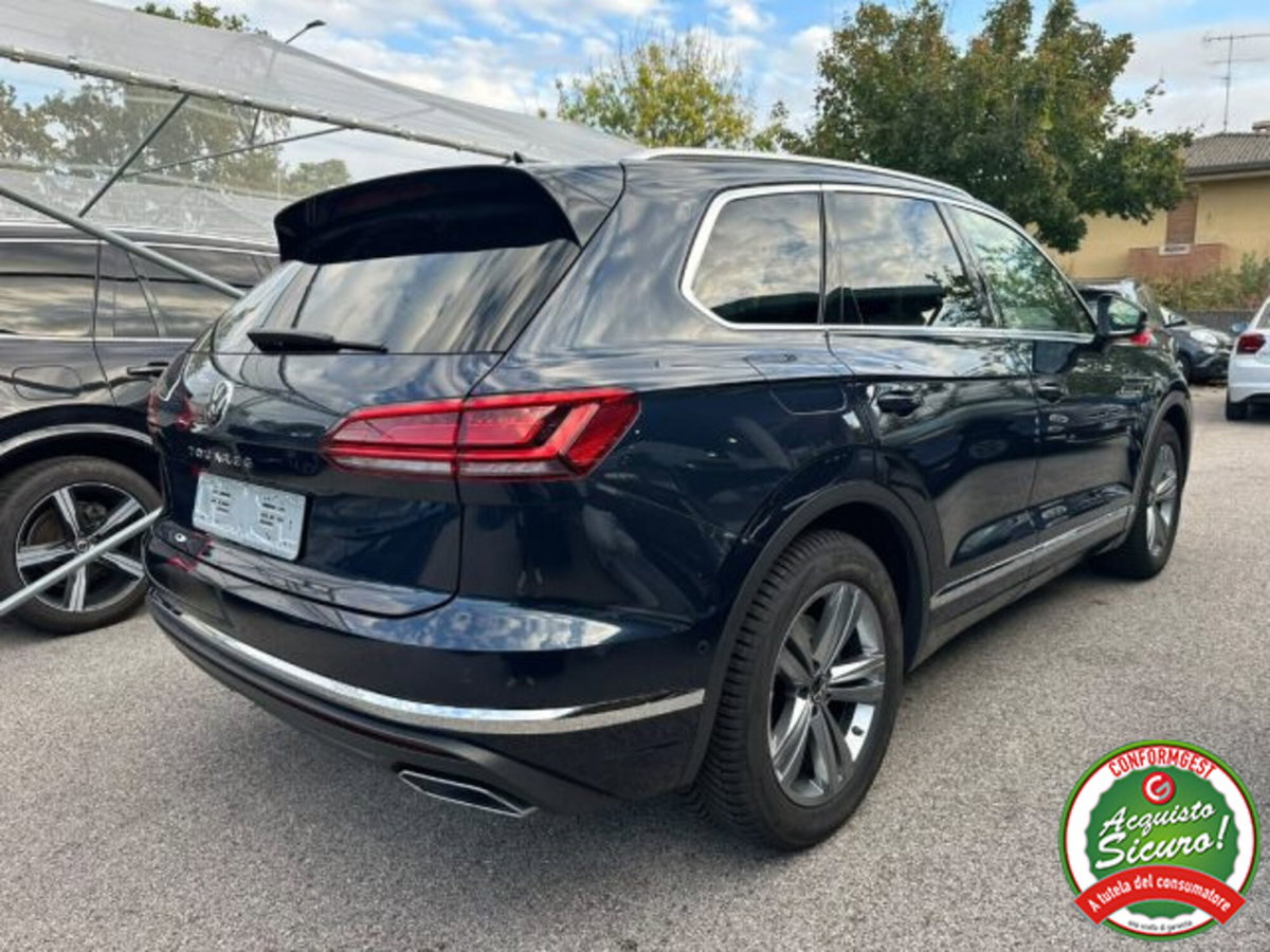 Volkswagen Touareg 3.0 V6 TDI SCR Atmosphere (6)