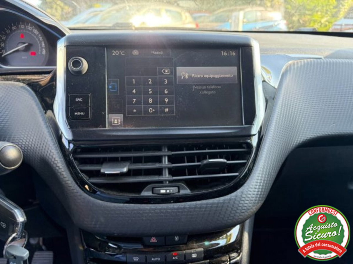 Peugeot 2008 100 Allure (13)