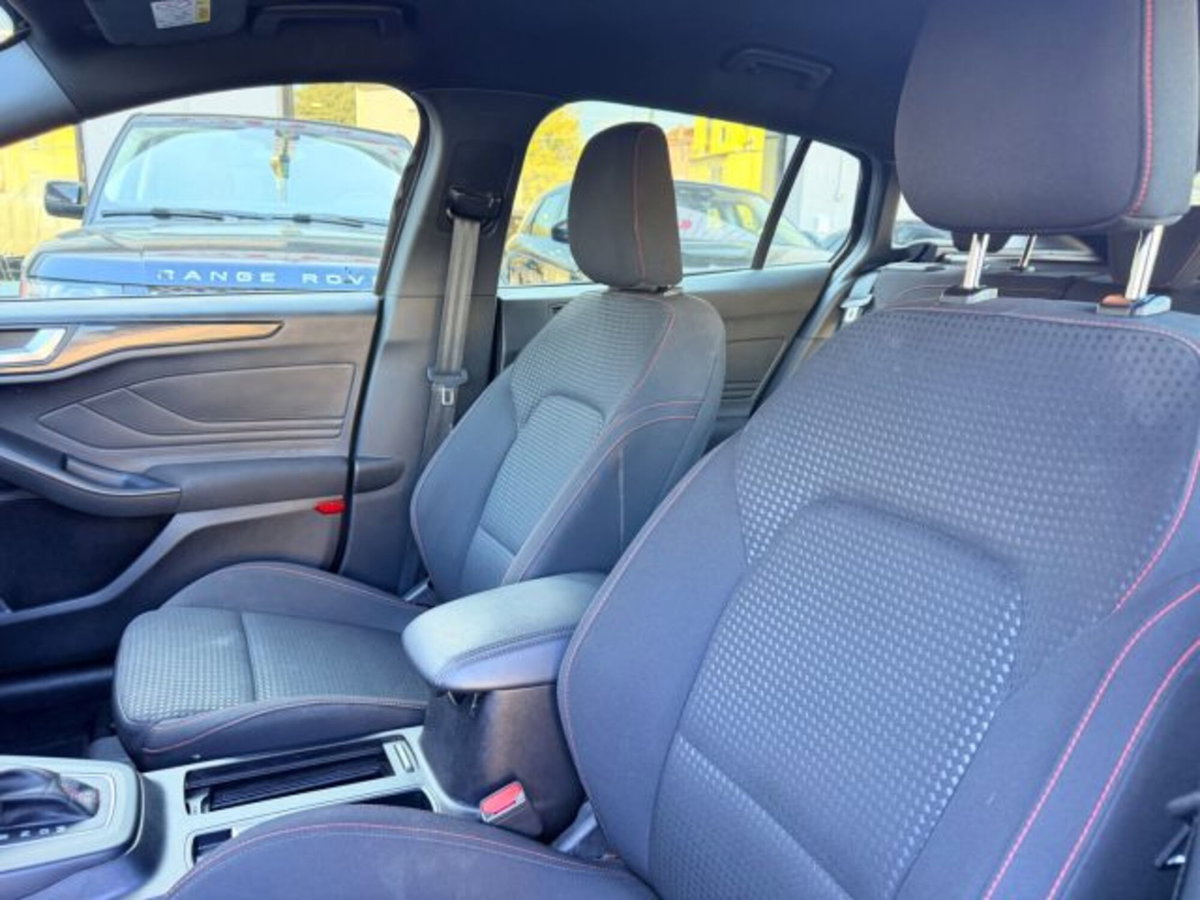 Ford Focus 1.0 EcoBoost Hybrid 125 CV Powershift 5p. ST-Line X (6)