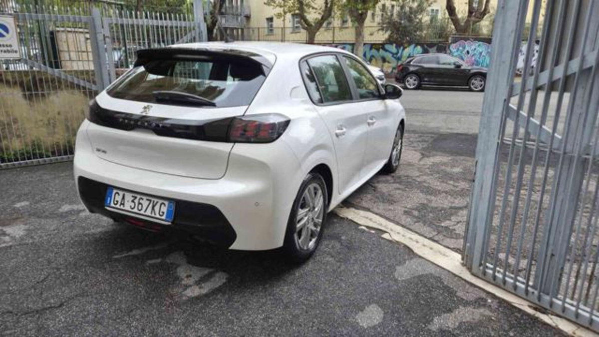 Peugeot 208 1.2 puretech Active s&s 75cv (5)