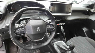 Peugeot 208 1.2 puretech Active s&s 75cv (7)