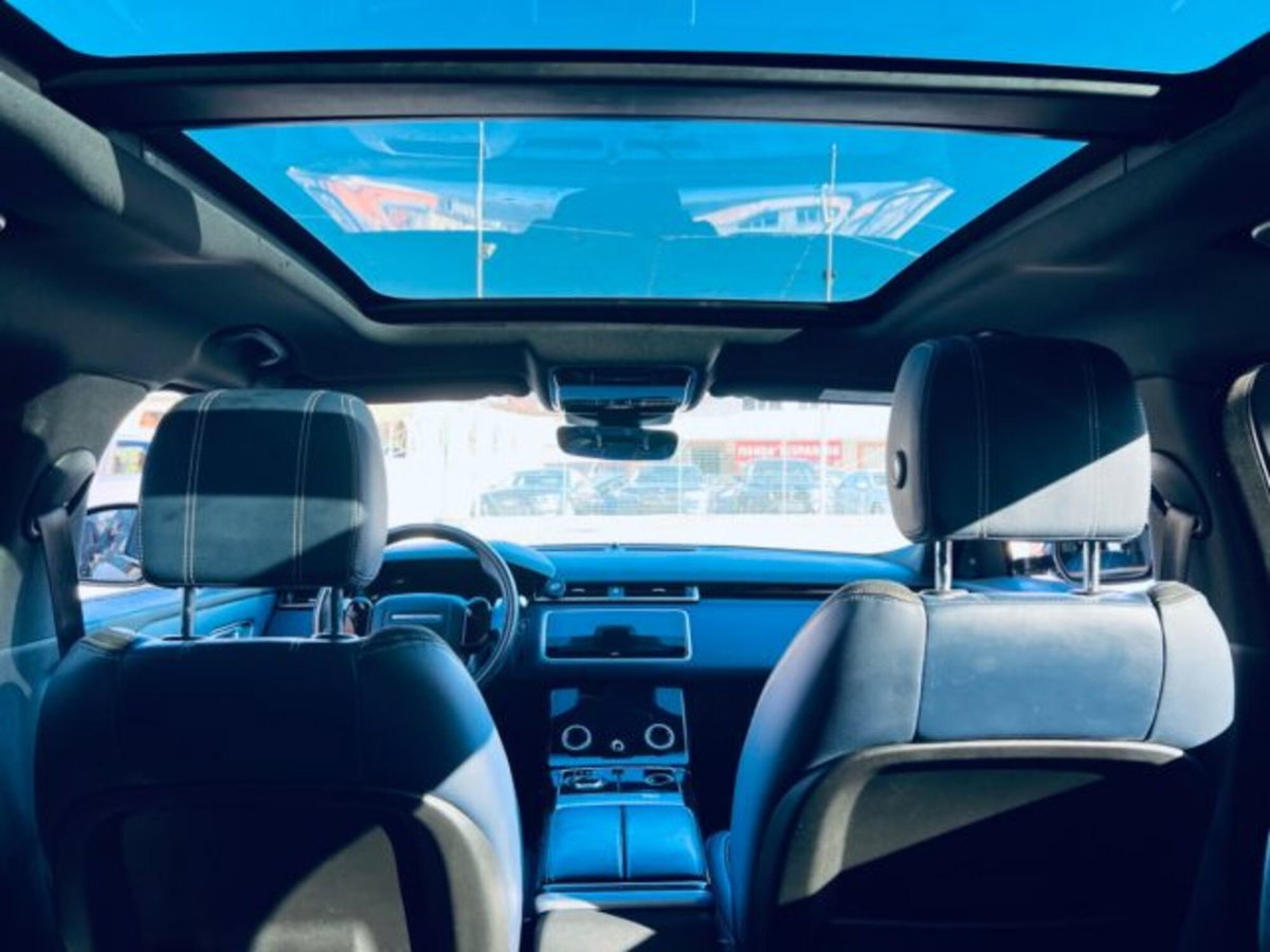 Land Rover Range Rover Velar 2.0D I4 240 CV R-Dynamic (11)