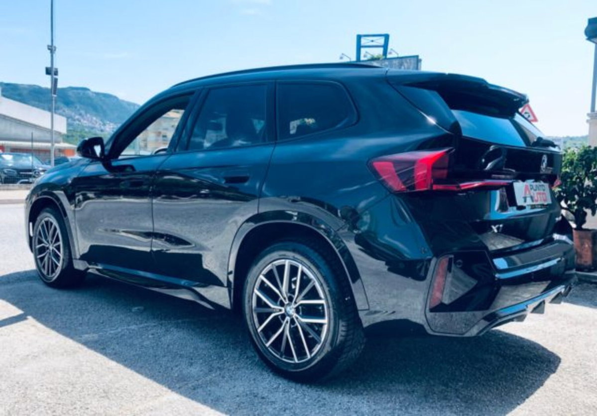 BMW X1 sDrive 18i Msport (4)