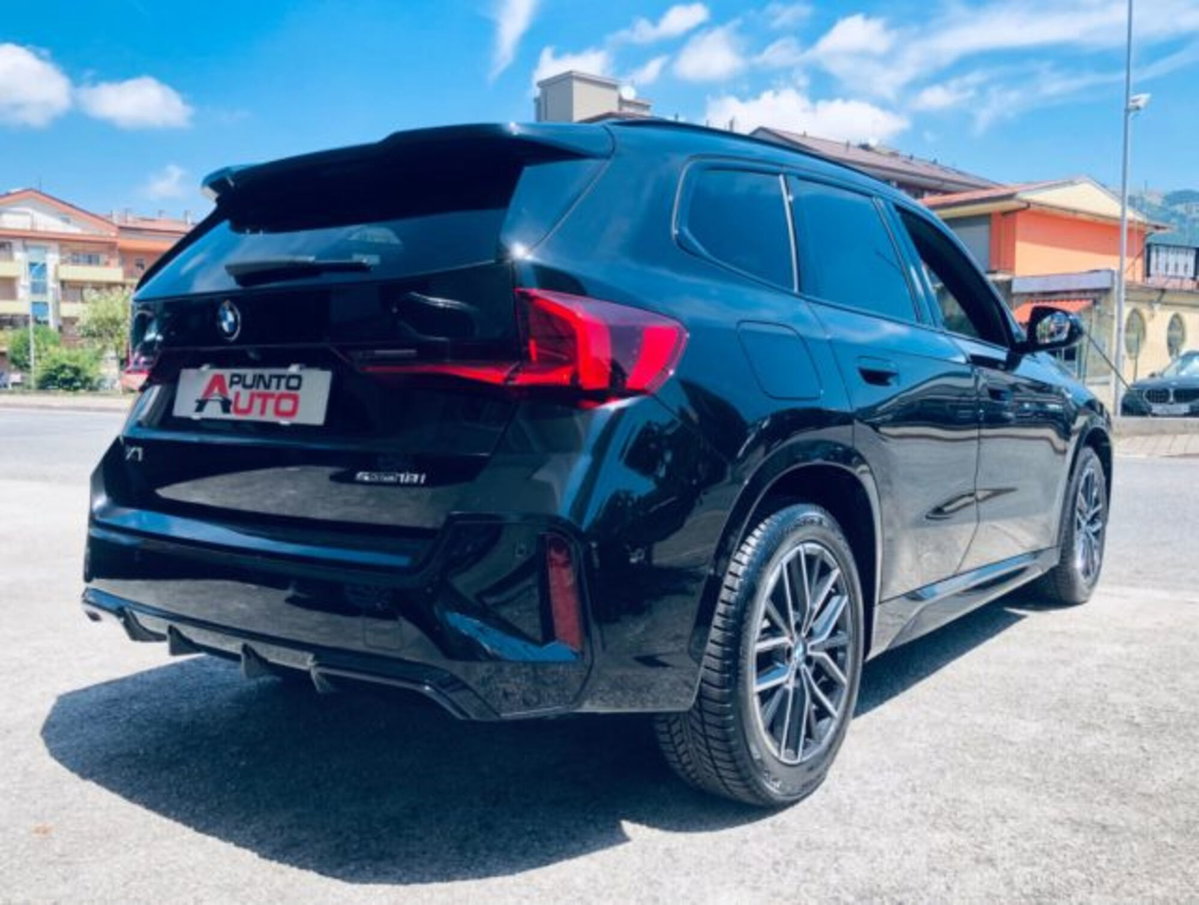 BMW X1 sDrive 18i Msport (5)