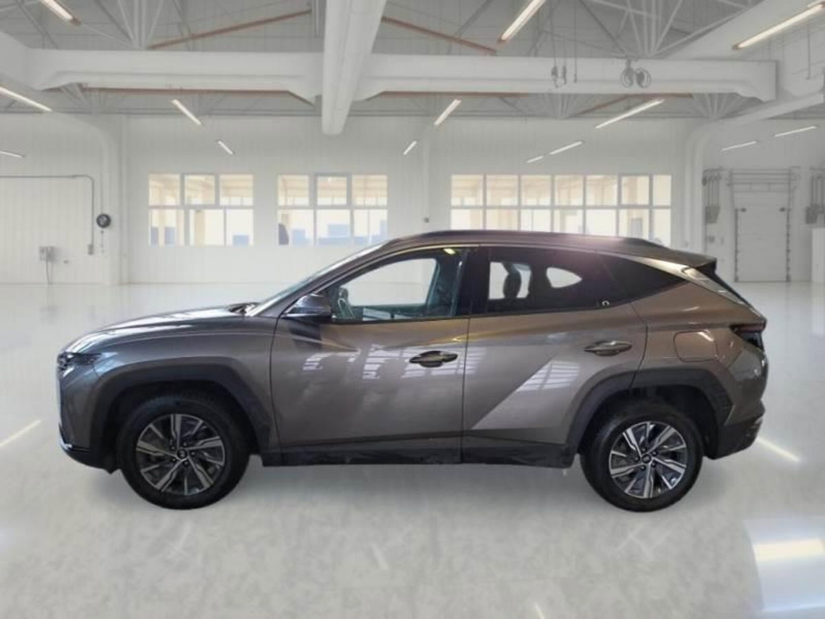 Hyundai Tucson 1.6 hev Xline 2wd auto (5)