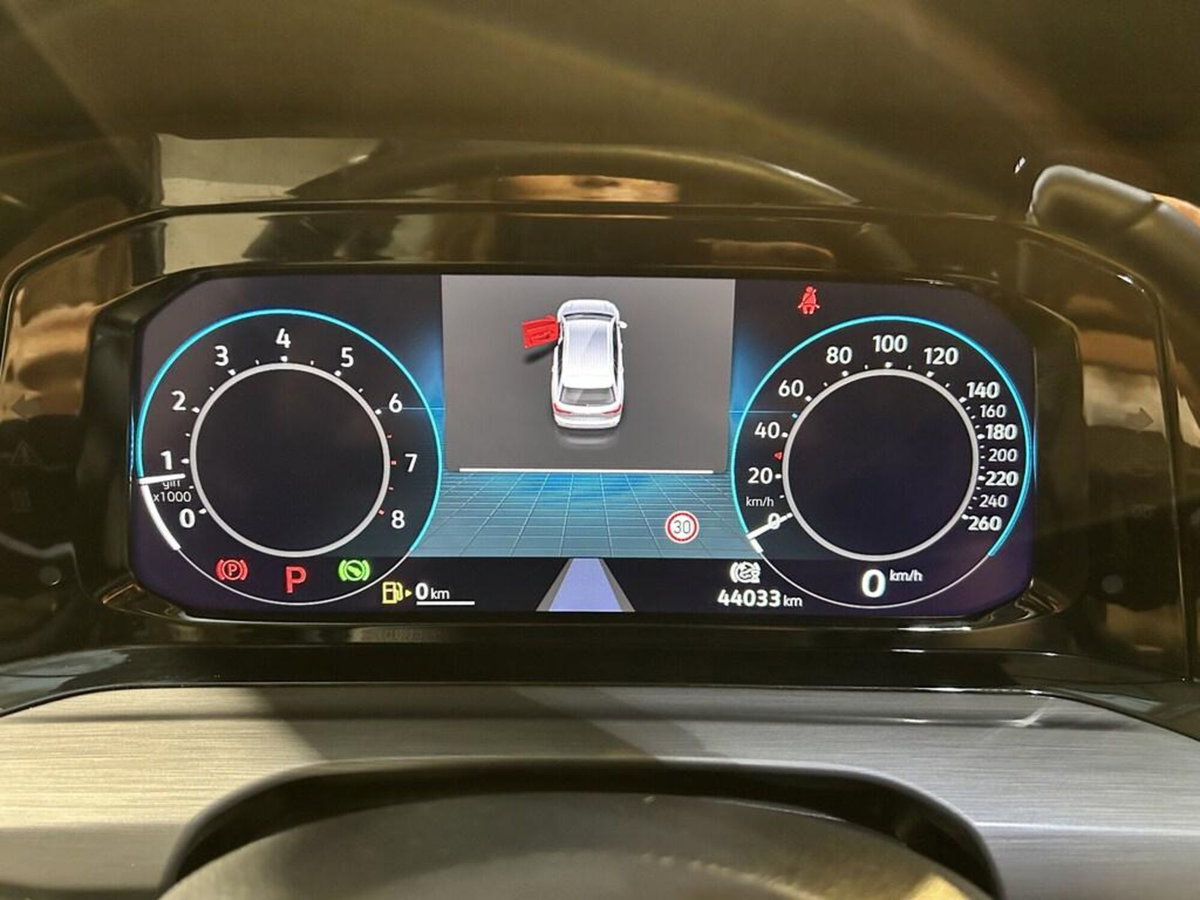 Volkswagen Golf Variant 1.5 eTSI EVO ACT DSG Style (11)