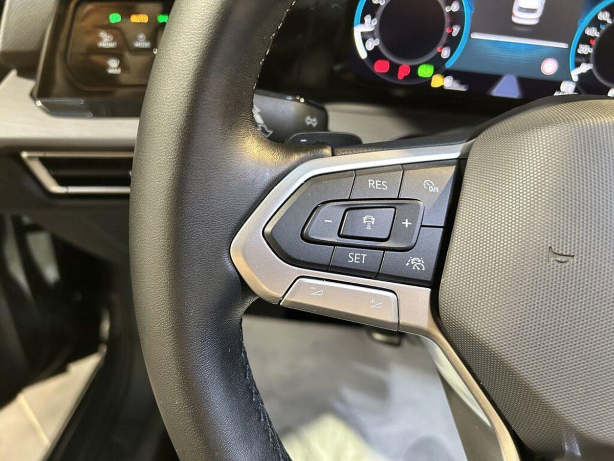 Volkswagen Golf Variant 1.5 eTSI EVO ACT DSG Style (13)