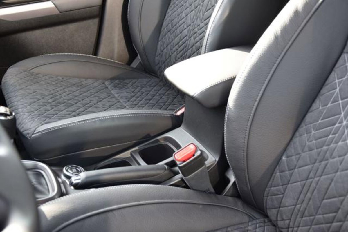 Suzuki Vitara 1.4 Hybrid 4WD AllGrip Easy Top (15)