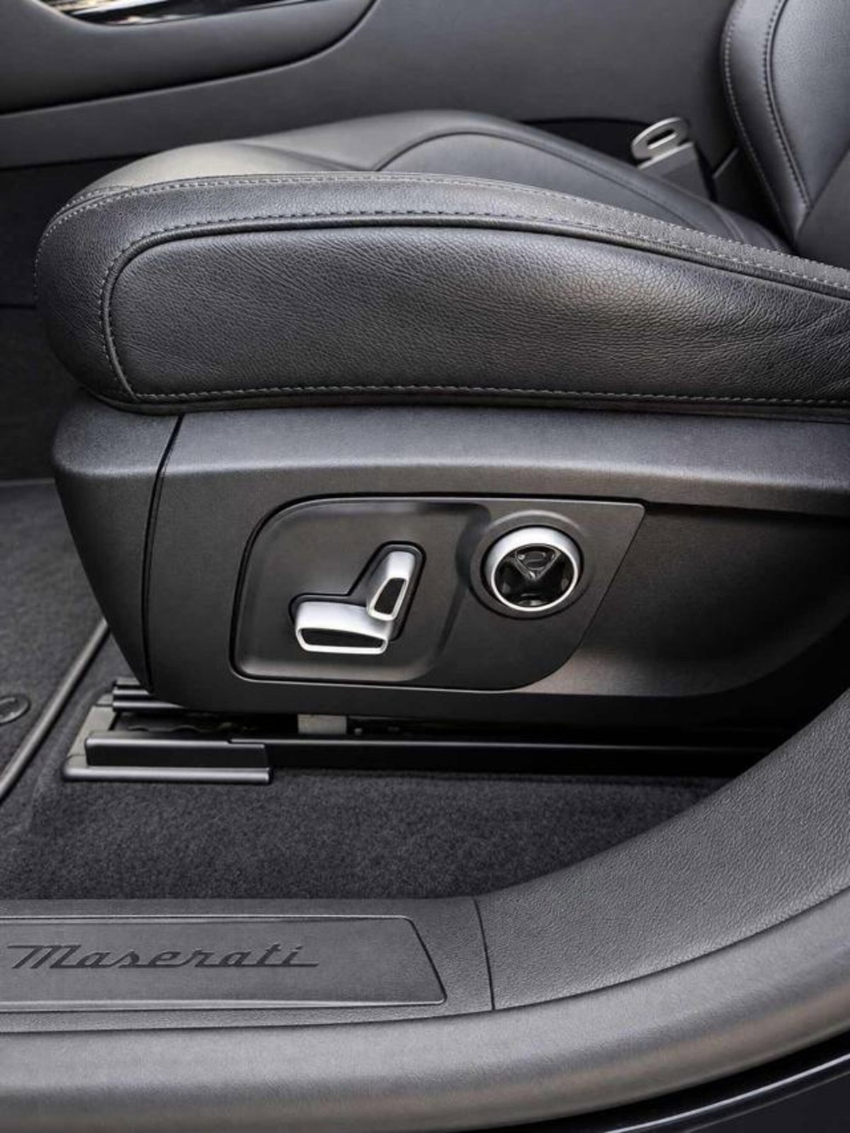 Maserati Levante Levante MHEV 330 CV AWD GT (14)