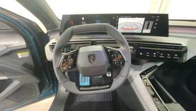 Peugeot 3008 1.2 hybrid 48V GT 136cv e-dcs6 (14)
