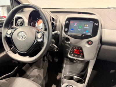 Toyota Aygo 1.0 VVT-i 72 CV 5 porte x-play (10)