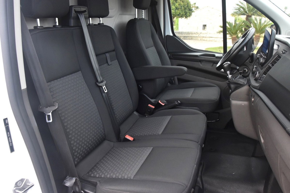Ford Transit Custom Furgone 290 2.0 TDCi 130 PC-DC Furgone Trend (17)