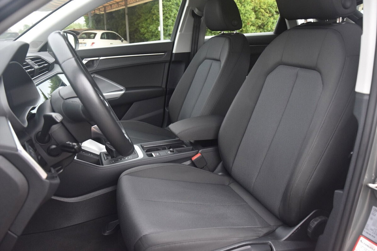 Audi Q3 Sportback 35 TDI quattro S tronic Business Plus (8)