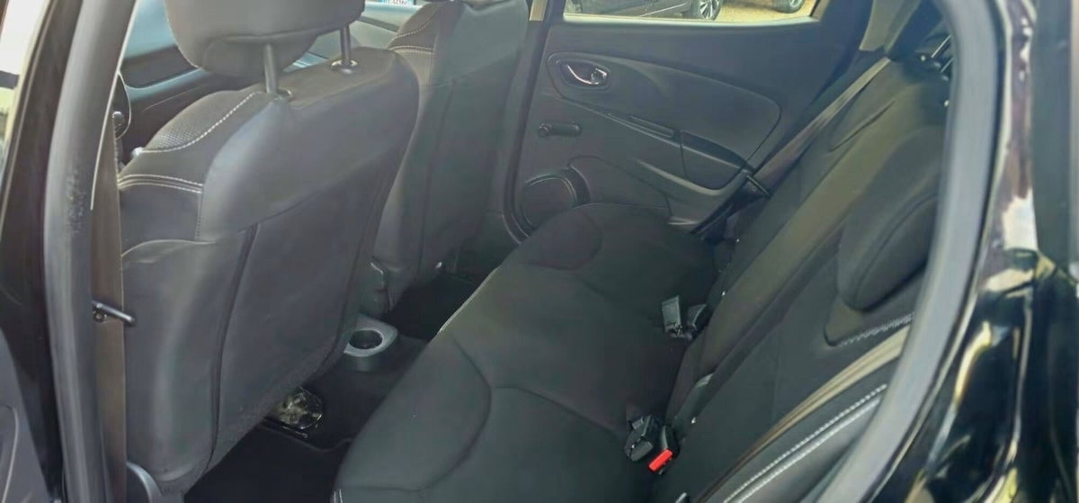 Renault Clio 1.5 dCi 8V 75CV 5 porte Live (11)