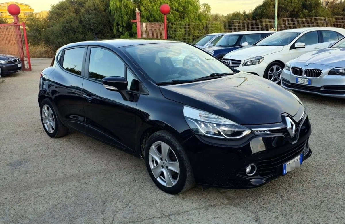 Renault Clio 1.5 dCi 8V 75CV 5 porte Live (3)
