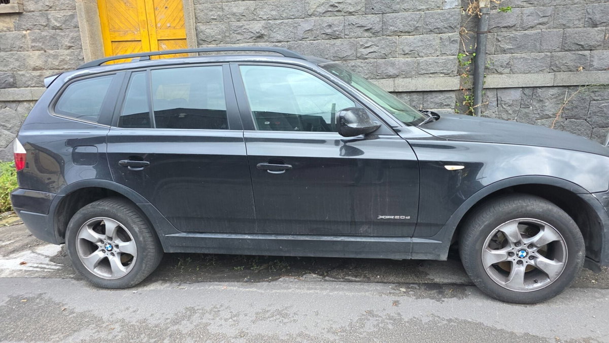 BMW X3 xDrive20d Futura (2)