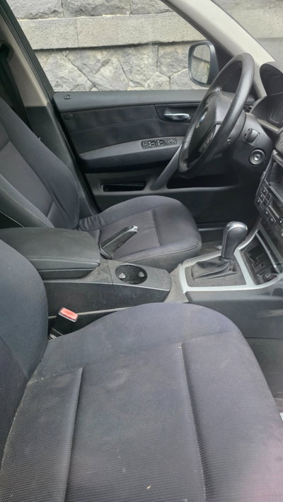 BMW X3 xDrive20d Futura (4)