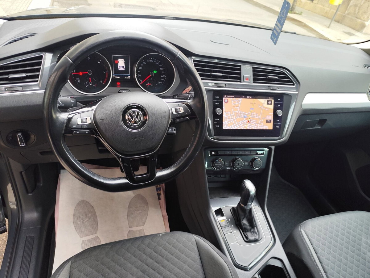 Volkswagen Tiguan Allspace 2.0 tdi R-Line 150cv dsg (15)