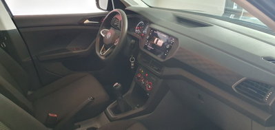 Volkswagen T-Cross 1.0 TSI Urban BMT (13)