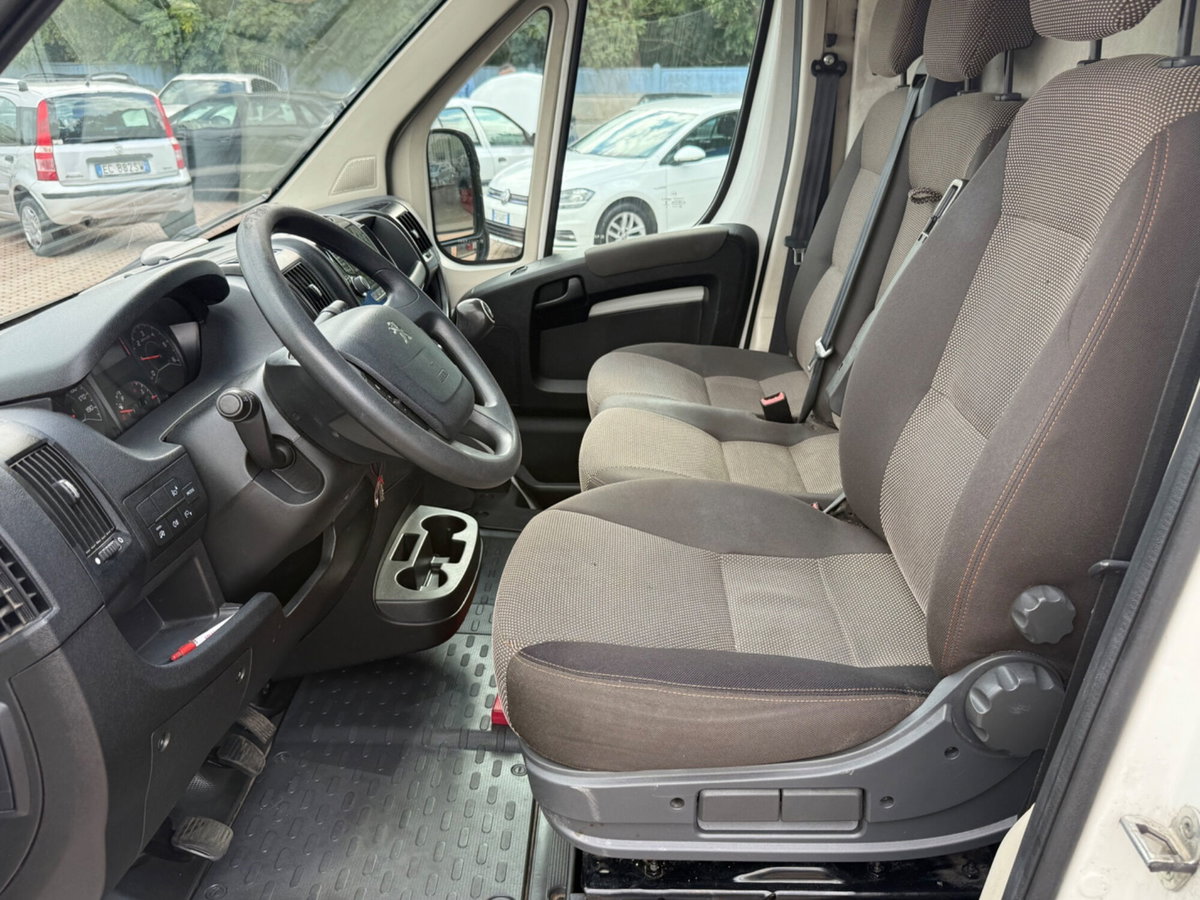 Peugeot Boxer Furgone 330 2.2 BlueHDi 120 S&S PC-TN Furgone Premium (13)