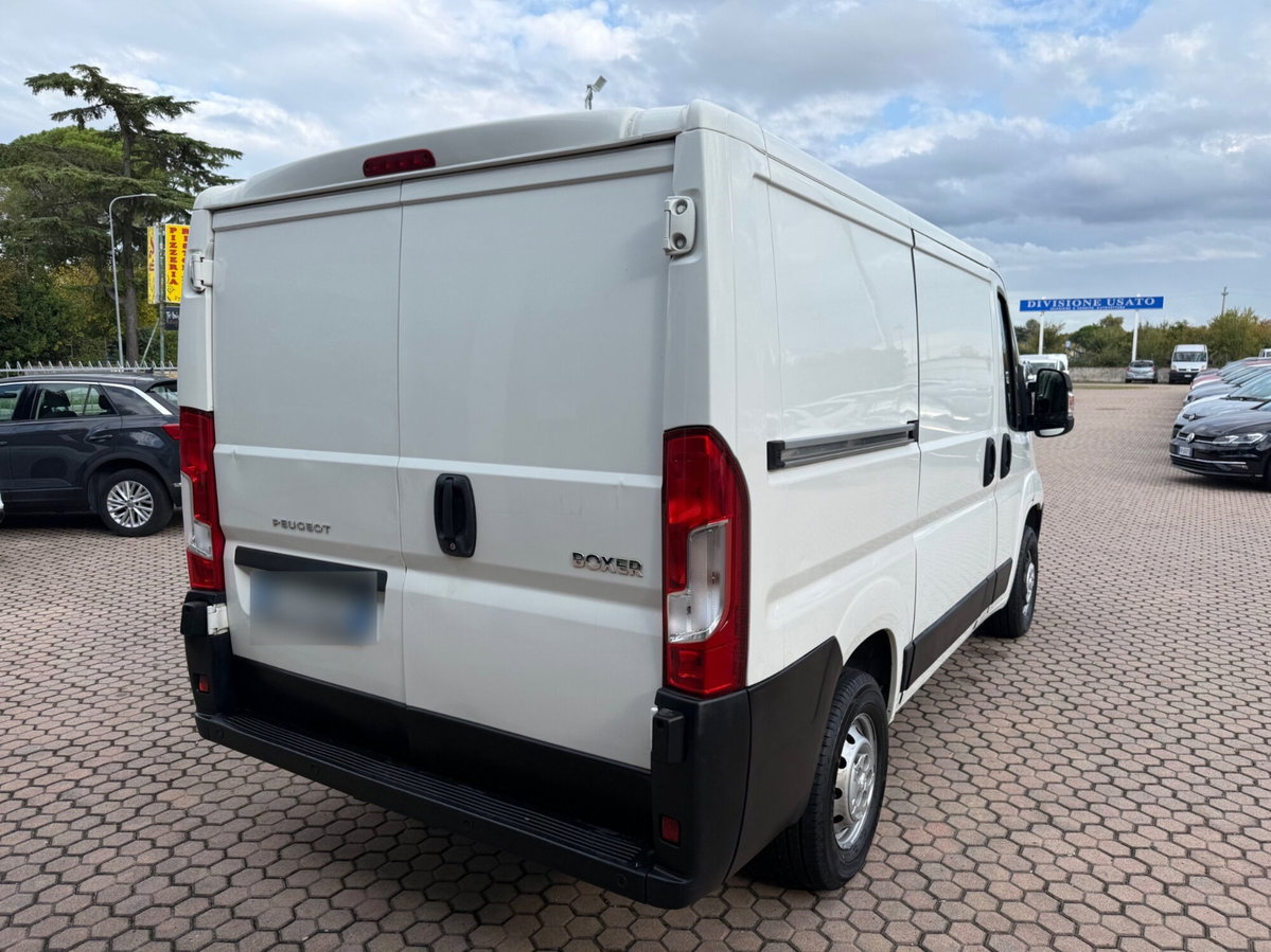 Peugeot Boxer Furgone 330 2.2 BlueHDi 120 S&S PC-TN Furgone Premium (6)