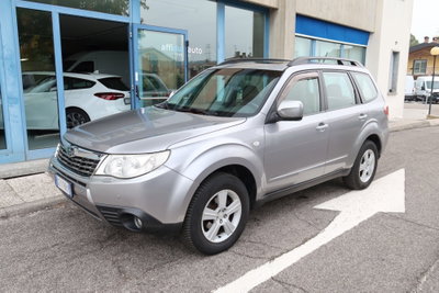 Subaru Forester 2.0XS AT 4N usata