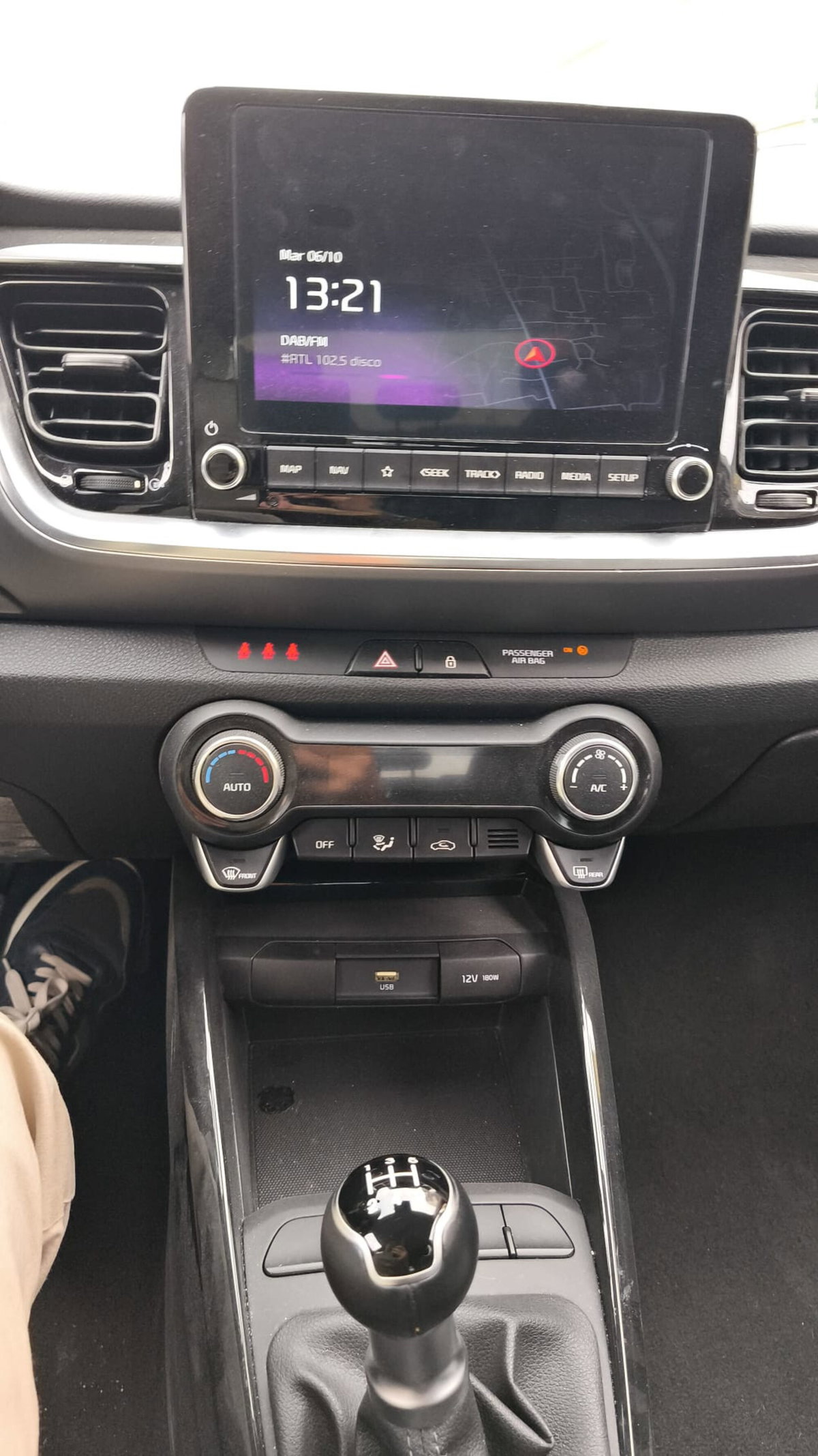 Kia Stonic 1.2 mpi Style 79cv (10)