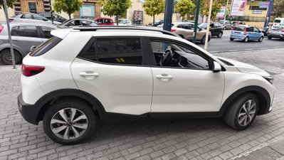 Kia Stonic 1.2 mpi Style 79cv (5)