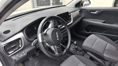 Kia Stonic 1.2 mpi Style 79cv (7)