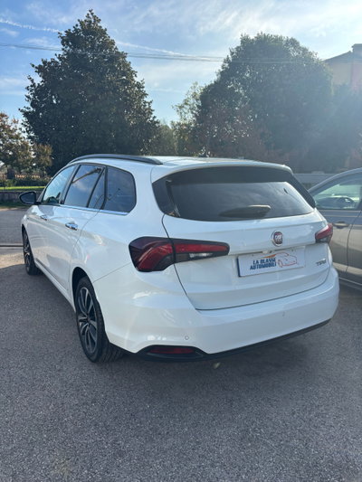 Fiat Tipo Station Wagon Tipo 1.6 Mjt S&S SW Lounge (8)