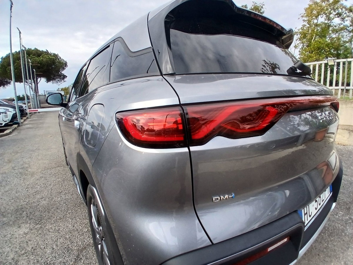Byd Atto 2 DM-i 1.5 phev Boost 212cv (14)