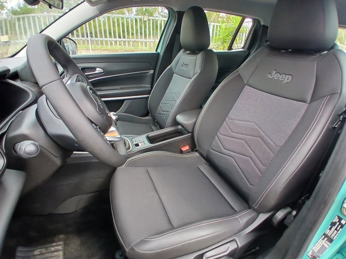 Jeep Avenger 1.2 turbo Altitude fwd 100cv (20)