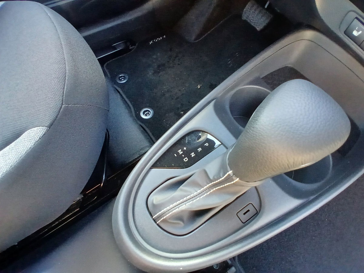 Toyota Aygo X 1.0 VVT-i 72 CV 5p. Undercover S-CVT (20)