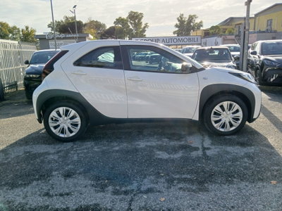 Toyota Aygo X 1.0 VVT-i 72 CV 5p. Undercover S-CVT (4)