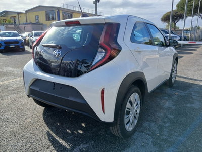 Toyota Aygo X 1.0 VVT-i 72 CV 5p. Undercover S-CVT (5)